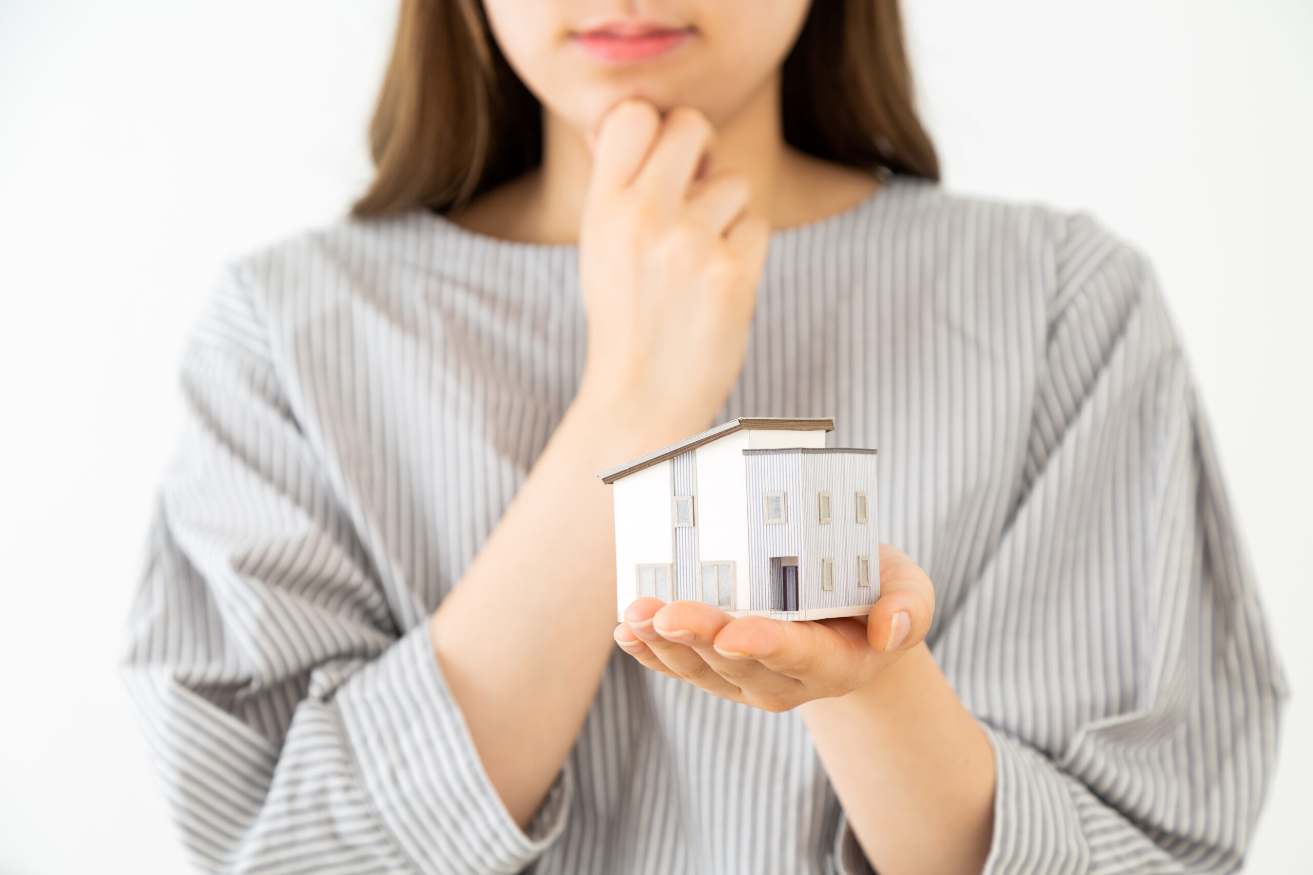 吹き抜けは後悔する？よくある失敗例と、快適な暮らしを実現する対策を解説