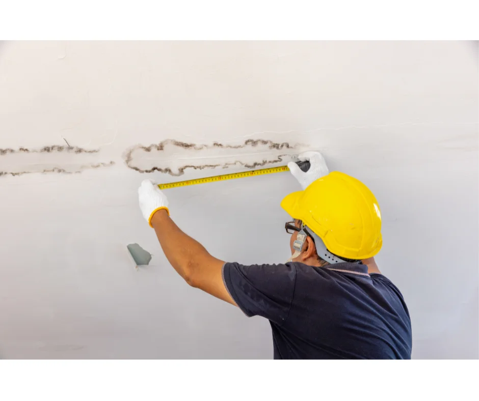 クロスの剝がれ